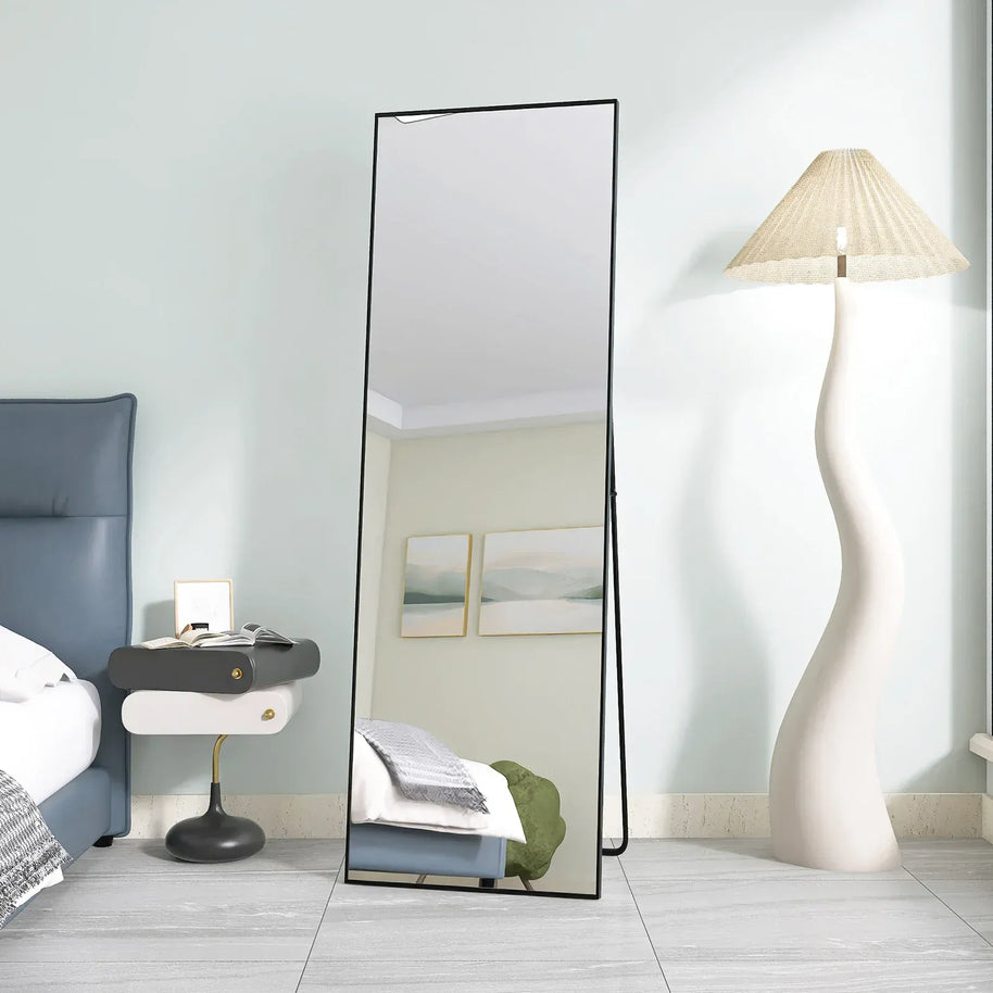 grand miroir sur pied