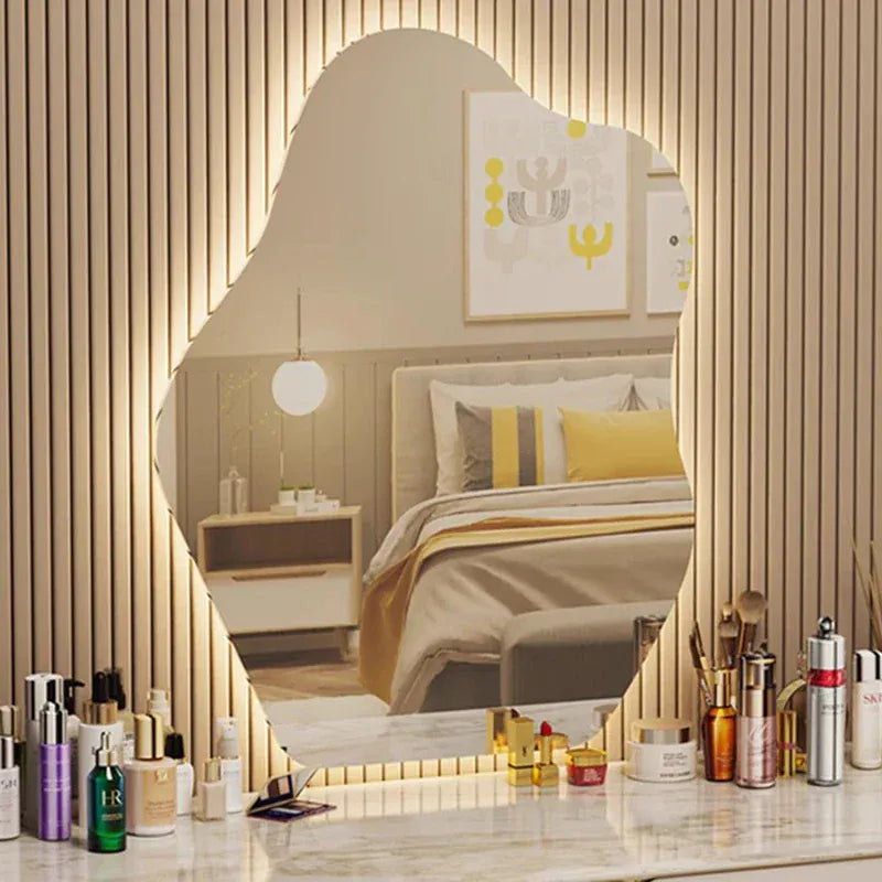 miroir chambre asymetrique lumineux