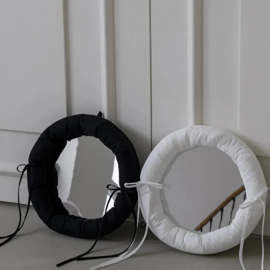 miroir tissu blanc noir