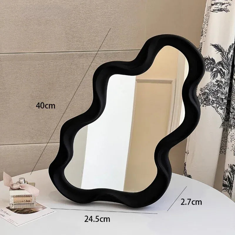 petit miroir organique noir